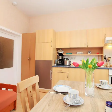 Haus Neue Reihe 118 1 Forsteck דירה *